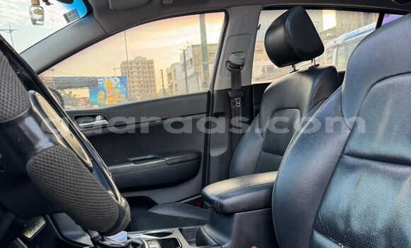 Acheter Occasion Voiture Kia Sportage Gris à Dakar, Dakar Acheter Occasion Voiture Kia Sportage Gris à Dakar, Dakar