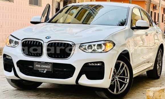 Acheter Occasion Voiture BMW X4 Blanc à Dakar, Dakar Acheter Occasion Voiture BMW X4 Blanc à Dakar, Dakar