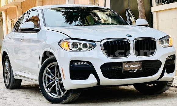 Acheter Occasion Voiture BMW X4 Blanc à Dakar, Dakar Acheter Occasion Voiture BMW X4 Blanc à Dakar, Dakar
