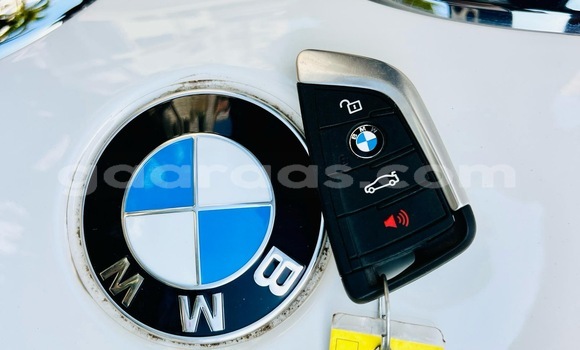 Acheter Occasion Voiture BMW X4 Blanc à Dakar, Dakar Acheter Occasion Voiture BMW X4 Blanc à Dakar, Dakar