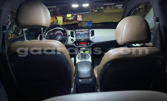 Acheter Occasion Voiture Kia Sportage Blanc à Dakar, Dakar Acheter Occasion Voiture Kia Sportage Blanc à Dakar, Dakar