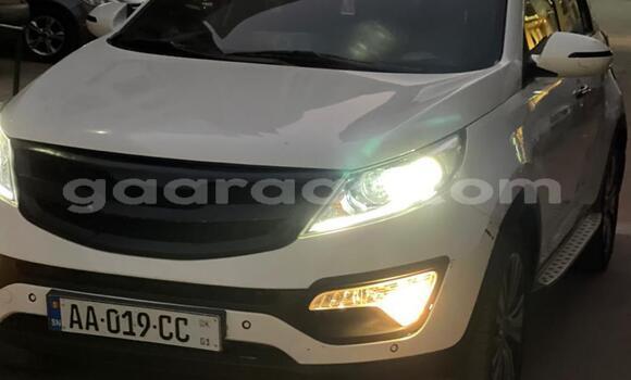 Acheter Occasion Voiture Kia Sportage Blanc à Dakar, Dakar Acheter Occasion Voiture Kia Sportage Blanc à Dakar, Dakar
