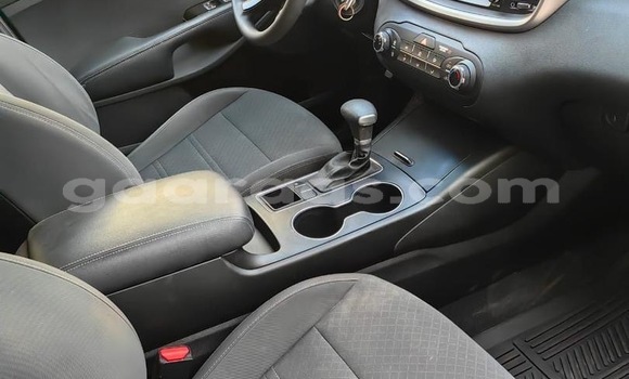 Dieundeu Occasion Kia Sorento Silver Auto in Dakar in Dakar Dieundeu Occasion Kia Sorento Silver Auto in Dakar in Dakar