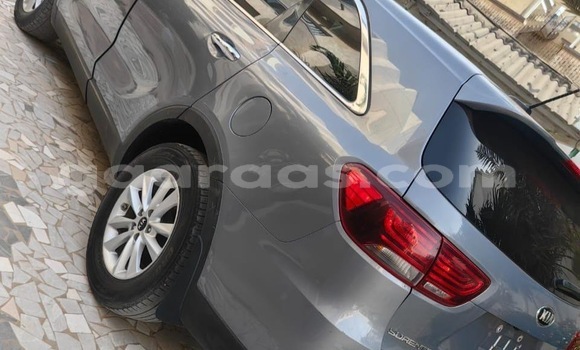 Dieundeu Occasion Kia Sorento Silver Auto in Dakar in Dakar Dieundeu Occasion Kia Sorento Silver Auto in Dakar in Dakar