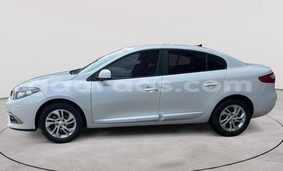 Dieundeu Occasion Renault Samsung SM3 White Auto in Dakar in Dakar Dieundeu Occasion Renault Samsung SM3 White Auto in Dakar in Dakar