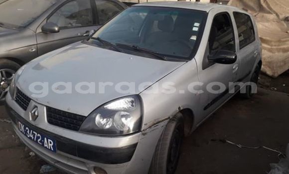 Buy Used Renault Clio Silver Car in Dakar in Dakar Buy Used Renault Clio Silver Car in Dakar in Dakar