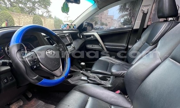 Dieundeu Occasion Toyota RAV4 Silver Auto in Dakar in Dakar Dieundeu Occasion Toyota RAV4 Silver Auto in Dakar in Dakar