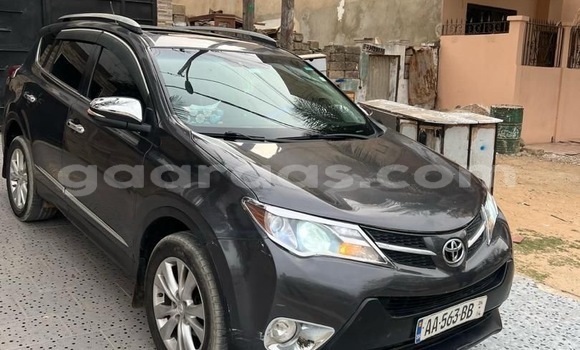 Dieundeu Occasion Toyota RAV4 Silver Auto in Dakar in Dakar Dieundeu Occasion Toyota RAV4 Silver Auto in Dakar in Dakar