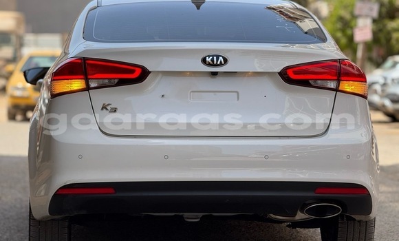 Buy Used Kia K3 Blanc Car in Dakar in Dakar Buy Used Kia K3 Blanc Car in Dakar in Dakar