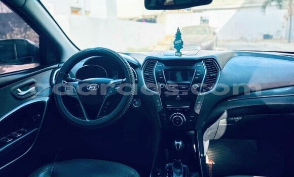 Acheter Occasion Voiture Hyundai Santa Fe Blanc à Dakar, Dakar Acheter Occasion Voiture Hyundai Santa Fe Blanc à Dakar, Dakar