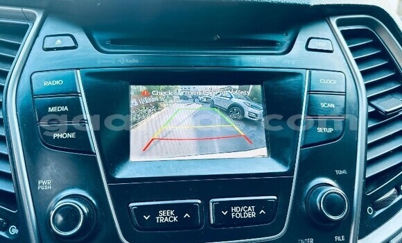 Acheter Occasion Voiture Hyundai Santa Fe Blanc à Dakar, Dakar Acheter Occasion Voiture Hyundai Santa Fe Blanc à Dakar, Dakar