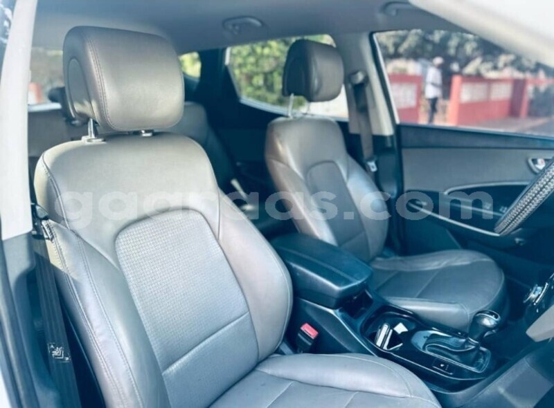 Big with watermark hyundai santa fe dakar dakar 30482