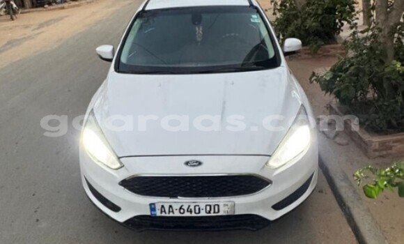 Acheter Occasion Voiture Ford Focus Blanc à Dakar, Dakar Acheter Occasion Voiture Ford Focus Blanc à Dakar, Dakar