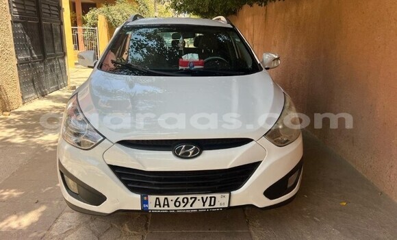 Acheter Occasion Voiture Hyundai ix35 Blanc à Dakar, Dakar Acheter Occasion Voiture Hyundai ix35 Blanc à Dakar, Dakar