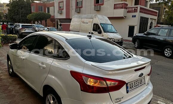 Dieundeu Occasion Ford Focus White Auto in Dakar in Dakar Dieundeu Occasion Ford Focus White Auto in Dakar in Dakar
