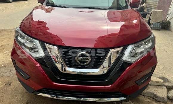 Buy Used Nissan Rogue Red Car in Dakar in Dakar