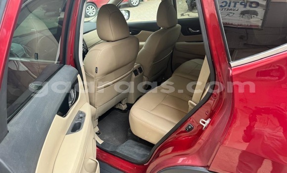 Acheter Occasion Voiture Nissan Rogue Rouge à Dakar, Dakar Acheter Occasion Voiture Nissan Rogue Rouge à Dakar, Dakar