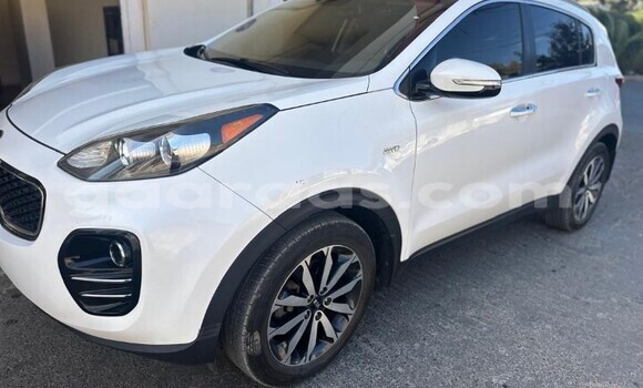 Acheter Occasion Voiture Kia Sportage Blanc à Dakar, Dakar Acheter Occasion Voiture Kia Sportage Blanc à Dakar, Dakar