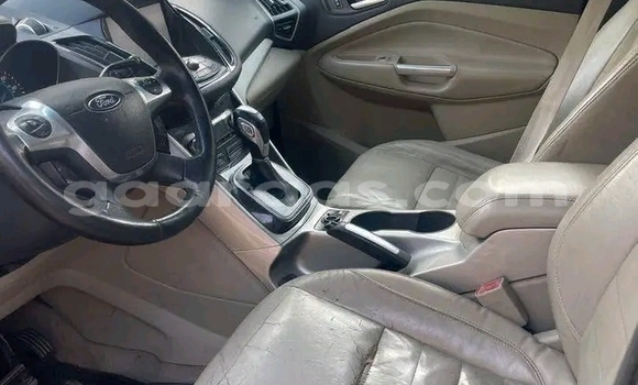 Acheter Occasion Voiture Ford Escape Noir à Dakar, Dakar Acheter Occasion Voiture Ford Escape Noir à Dakar, Dakar