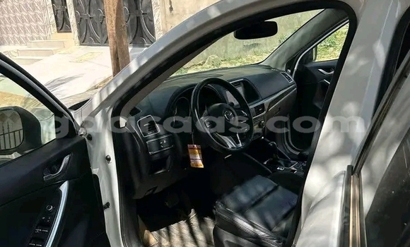 Acheter Occasion Voiture Mazda CX-5 Blanc à Dakar, Dakar Acheter Occasion Voiture Mazda CX-5 Blanc à Dakar, Dakar