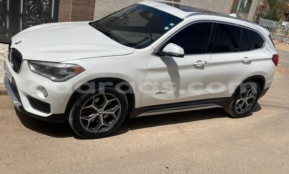 Acheter Occasion Voiture BMW X1 Blanc à Dakar, Dakar Acheter Occasion Voiture BMW X1 Blanc à Dakar, Dakar
