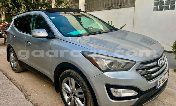 Dieundeu Occasion Hyundai Santa Fe Silver Auto in Dakar in Dakar Dieundeu Occasion Hyundai Santa Fe Silver Auto in Dakar in Dakar