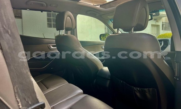 Dieundeu Occasion Hyundai Santa Fe Silver Auto in Dakar in Dakar Dieundeu Occasion Hyundai Santa Fe Silver Auto in Dakar in Dakar