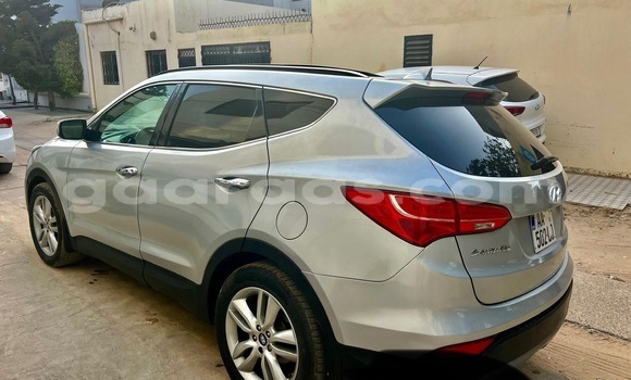 Dieundeu Occasion Hyundai Santa Fe Silver Auto in Dakar in Dakar Dieundeu Occasion Hyundai Santa Fe Silver Auto in Dakar in Dakar