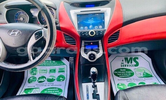 Buy Used Hyundai Avante White Car in Dakar in Dakar Buy Used Hyundai Avante White Car in Dakar in Dakar