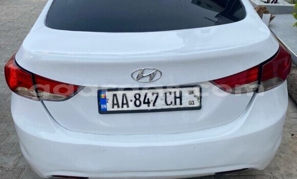 Buy Used Hyundai Avante White Car in Dakar in Dakar Buy Used Hyundai Avante White Car in Dakar in Dakar