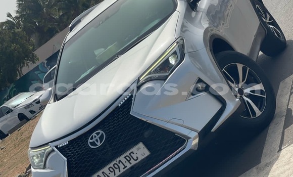 Buy Used Toyota Rav 4 Silver Car in Dakar in Dakar Buy Used Toyota Rav 4 Silver Car in Dakar in Dakar