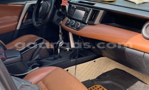 Buy Used Toyota Rav 4 Silver Car in Dakar in Dakar Buy Used Toyota Rav 4 Silver Car in Dakar in Dakar