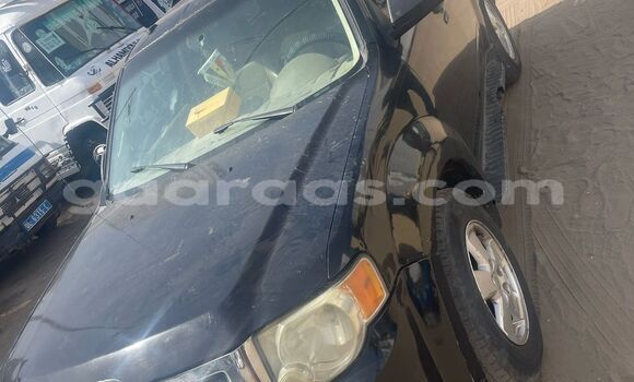 Acheter Occasion Voiture Ford Escape Noir à Dakar, Dakar Acheter Occasion Voiture Ford Escape Noir à Dakar, Dakar