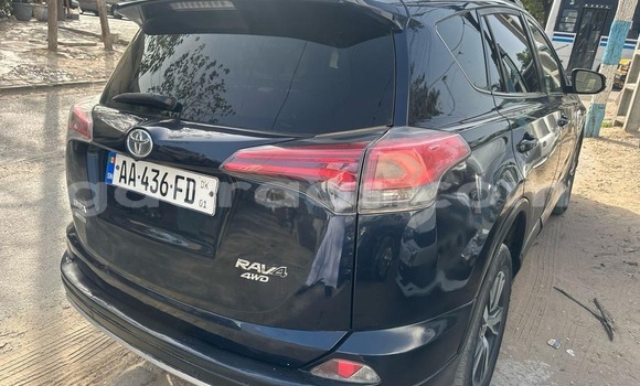 Buy Used Toyota RAV4 Blue Car in Dakar in Dakar Buy Used Toyota RAV4 Blue Car in Dakar in Dakar