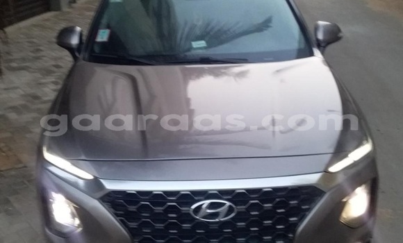 Buy Used Hyundai Santa Fe Brown Car in Dakar in Dakar Buy Used Hyundai Santa Fe Brown Car in Dakar in Dakar