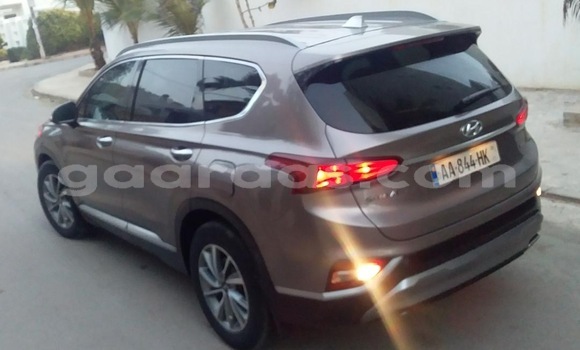 Buy Used Hyundai Santa Fe Brown Car in Dakar in Dakar Buy Used Hyundai Santa Fe Brown Car in Dakar in Dakar