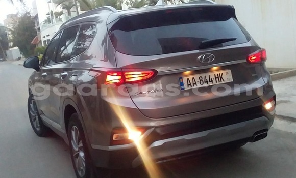 Buy Used Hyundai Santa Fe Brown Car in Dakar in Dakar Buy Used Hyundai Santa Fe Brown Car in Dakar in Dakar