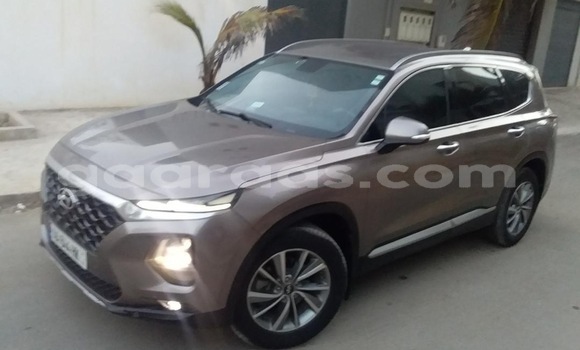 Buy Used Hyundai Santa Fe Brown Car in Dakar in Dakar Buy Used Hyundai Santa Fe Brown Car in Dakar in Dakar
