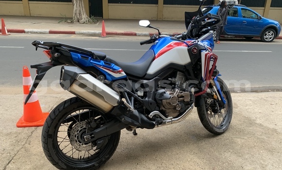 Acheter Occasion Moto Honda CRF Bleu à Dakar, Dakar Acheter Occasion Moto Honda CRF Bleu à Dakar, Dakar