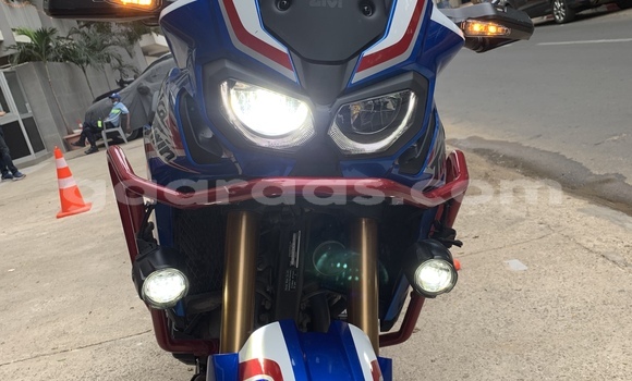 Acheter Occasion Moto Honda CRF Bleu à Dakar, Dakar Acheter Occasion Moto Honda CRF Bleu à Dakar, Dakar