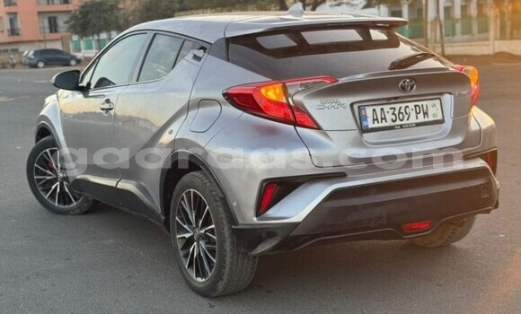 Acheter Occasion Voiture Toyota C-HR Autre à Dakar, Dakar Acheter Occasion Voiture Toyota C-HR Autre à Dakar, Dakar