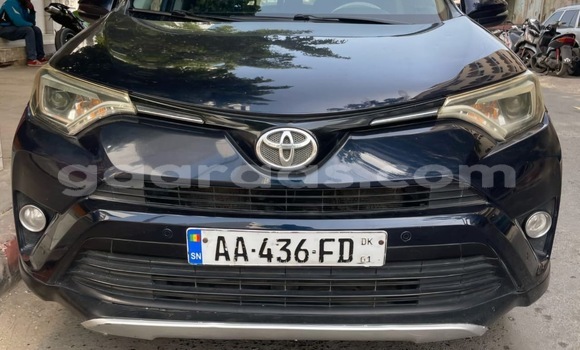 Buy Used Toyota RAV4 Blue Car in Dakar in Dakar