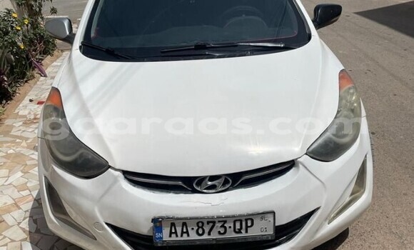 Acheter Occasion Voiture Hyundai Elantra Blanc à Dakar, Dakar Acheter Occasion Voiture Hyundai Elantra Blanc à Dakar, Dakar