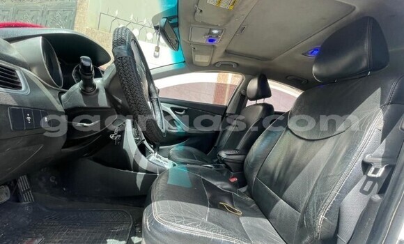 Acheter Occasion Voiture Hyundai Elantra Blanc à Dakar, Dakar Acheter Occasion Voiture Hyundai Elantra Blanc à Dakar, Dakar