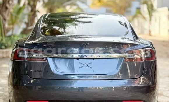 Buy Used Tesla Model S Other Car in Dakar in Dakar Buy Used Tesla Model S Other Car in Dakar in Dakar