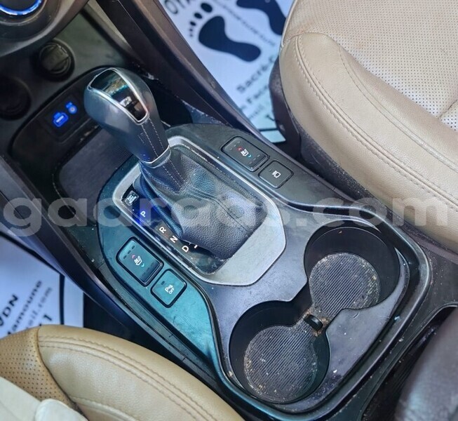 Big with watermark hyundai santa fe dakar dakar 30622