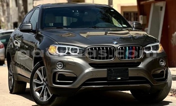 Acheter Occasion Voiture BMW X4 Beige à Dakar, Dakar Acheter Occasion Voiture BMW X4 Beige à Dakar, Dakar