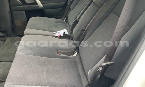 Acheter Occasion Voiture Toyota Prado Blanc à Dakar, Dakar Acheter Occasion Voiture Toyota Prado Blanc à Dakar, Dakar