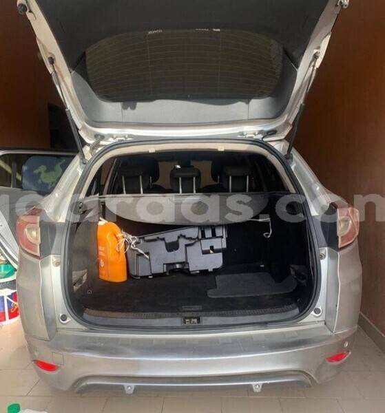 Big with watermark renault megane dakar dakar 30636