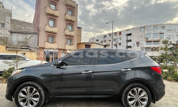 Buy Used Hyundai Santa Fe Silver Car in Dakar in Dakar Buy Used Hyundai Santa Fe Silver Car in Dakar in Dakar